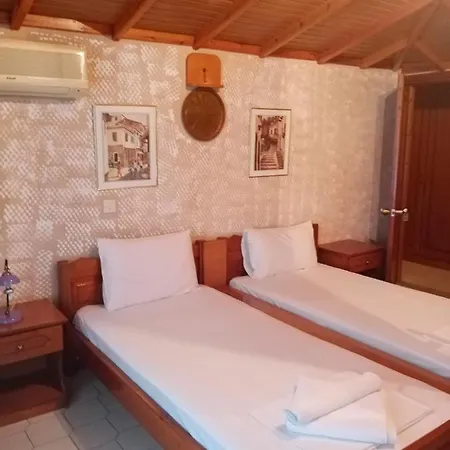 Гостевой дом Guesthouse Erato 2 *